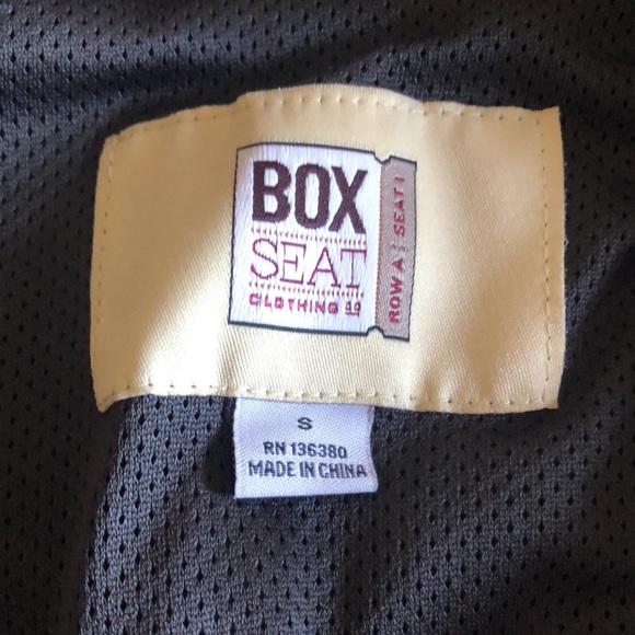 Washington Huskies Rain Jacket - Picture 2 of 3